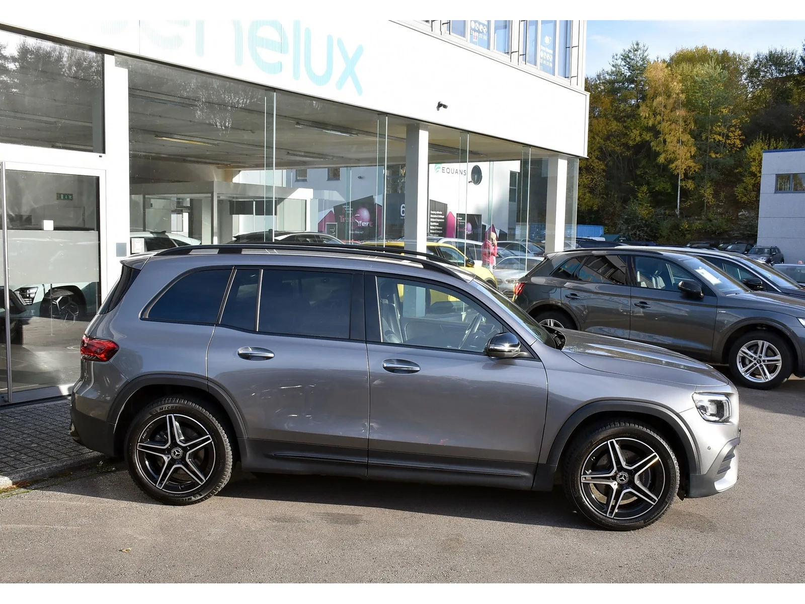 Mercedes-Benz GLB 180 d AMG Line 8G-DCT 7 PL. GPS LANE KEYLESS NIGHT - Photo 1