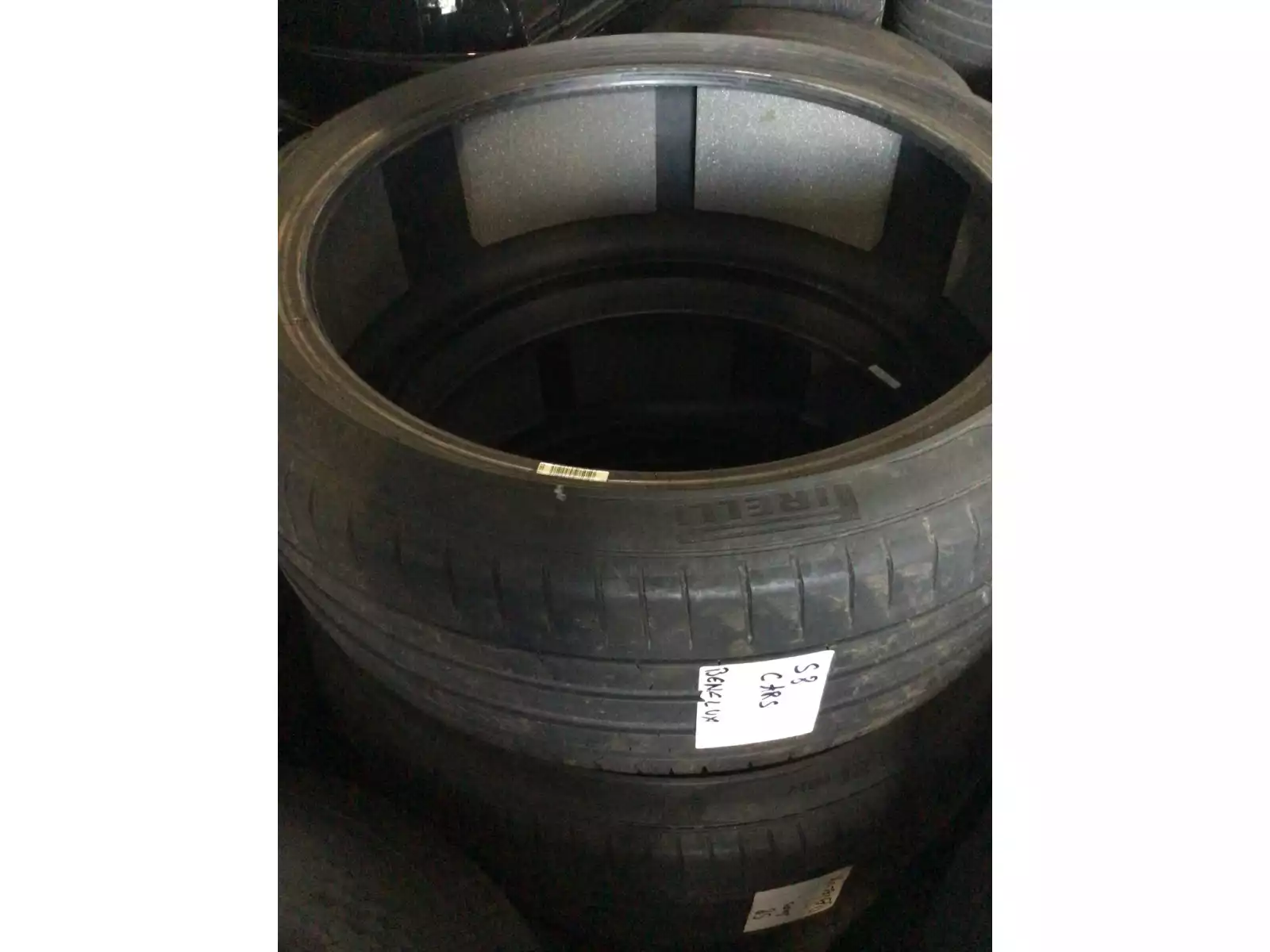 Pneus été 21 265/35 R21 101Y - Photo 1