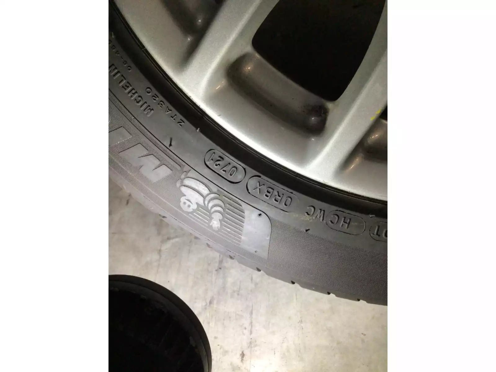 Jantes alu + Pneus été 16 205/55 R16 91V - Photo 1