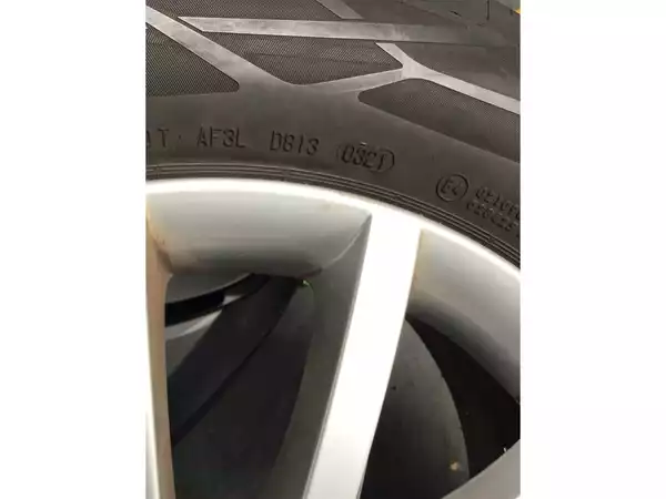Jantes alu + Pneus été 18 235/55 R18 100V - Photo 2