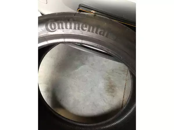 Pneus été 19 275/35 R19 100Y - Photo 3