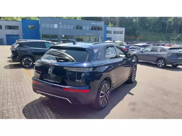 DS Automobiles DS 7 Crossback 1.5 HDI Performance Line EAT8 - Photo 2