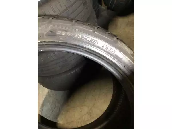 Pneus été 18 265/35 R18 93W - Photo 2