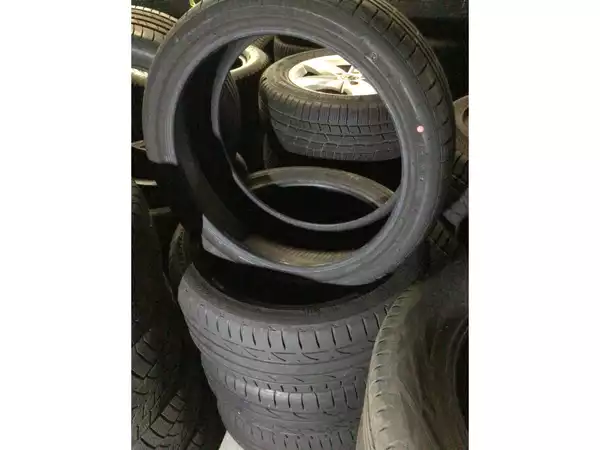 Pneus été 19 225/40 R19 93W - Photo 1