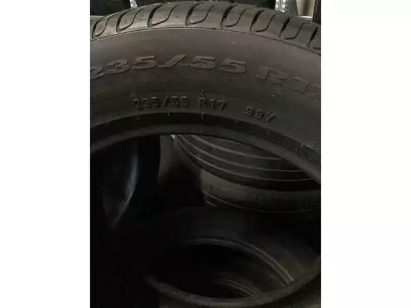 Pneus été 17 235/55 R17 99Y - Photo 2