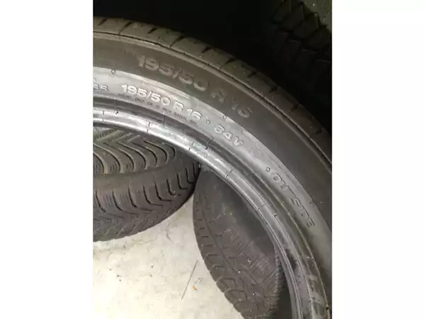 Pneus été 16 195/50 R16 84V - Photo 3