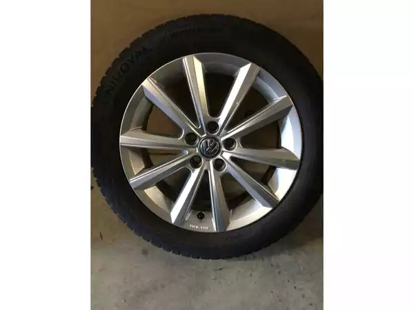 Jantes alu + Pneus hiver 16 185/60 R16 86H - Photo 1
