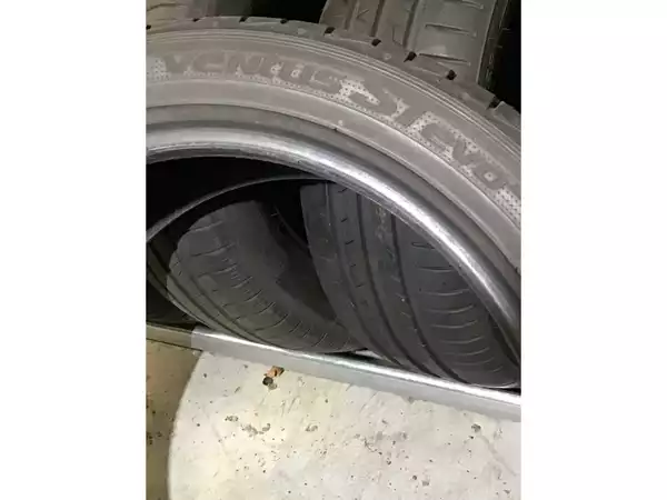 Pneus été 18 245/40 R18 93Y - Photo 2