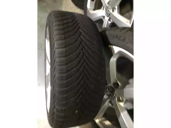 Jantes alu + Pneus toutes saisons 17 225/45 R17 94Y - Photo 2