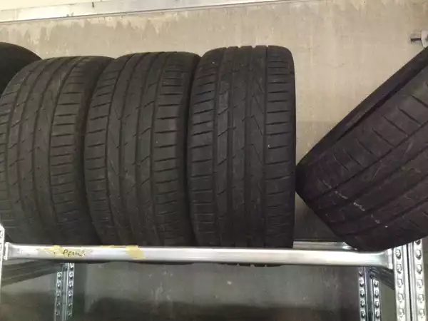 Pneus été 18 245/40 R18 93Y - Photo 2