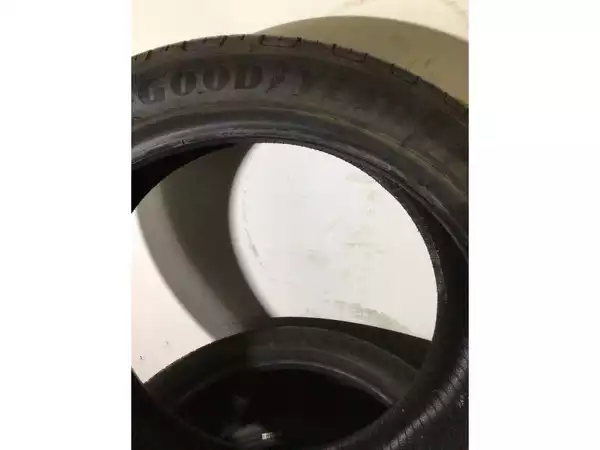 Pneus été 17 205/45 R17 88V - Photo 2