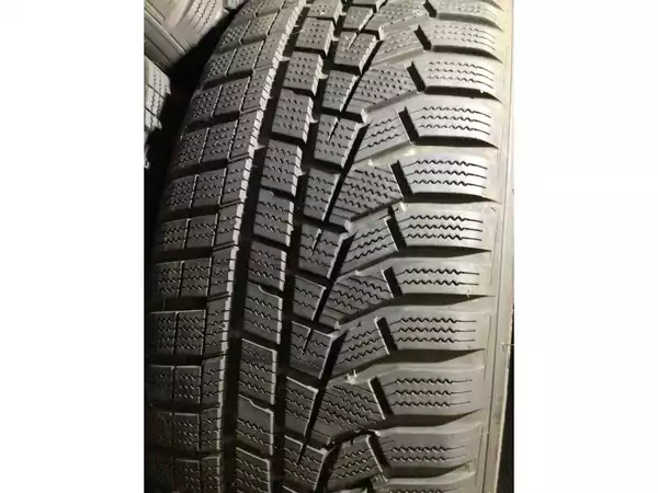 Pneus hiver 18 225/60 R18 104H - Photo 3