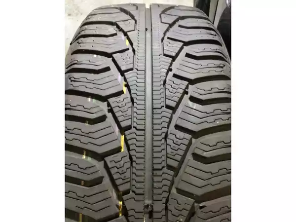 Jantes alu + Pneus hiver 16 205/60 R16 92H - Photo 2
