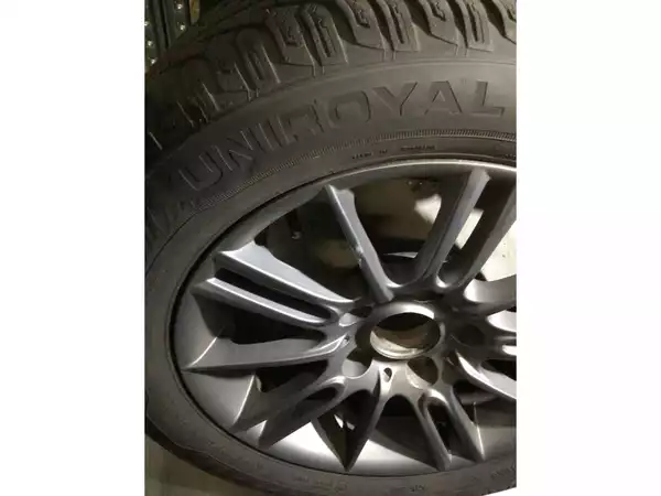Jantes alu + Pneus hiver 16 205/60 R16 92H - Photo 3