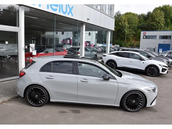 Mercedes-Benz A 200 AMG Line 7G-Tronic PANO ACC NIGHT SIDE CAM KEYLESS 1° MAIN - Photo 2