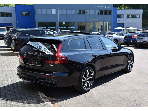 Volvo V60 2.0 B4 Plus Dark Geartronic PANO CUIR MEMO CAM360 HARMAN 1° MAIN - Photo 3