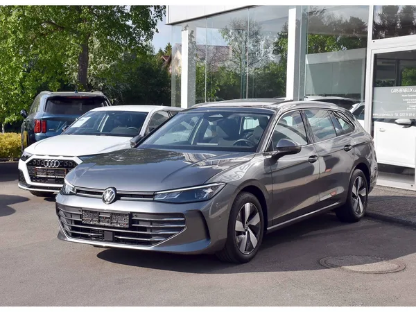 Volkswagen Passat Variant 2.0 TDI Business DSG PANO TRAVEL CAM360 1° MAIN - Photo 2