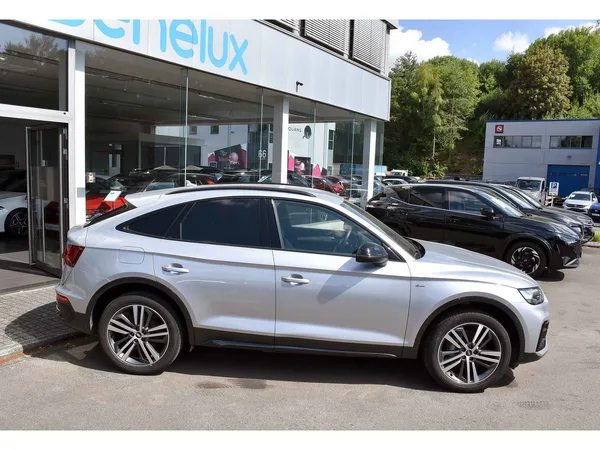 Audi Q5 Sportback 55 TFSIe Quattro S-Line S-Tronic - Photo 2