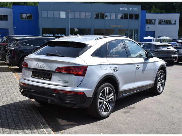 Audi Q5 Sportback 55 TFSIe Quattro S-Line S-Tronic - Photo 3