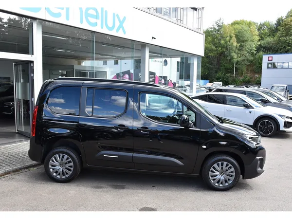 Citroën Berlingo 1.5 BlueHDI 130 EAT8 5 Pl. REGUL SMARTPHONE LED NEUF - Photo 2
