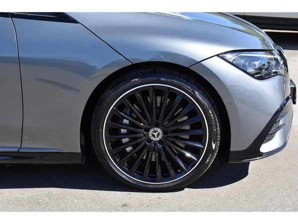 Mercedes-Benz EQE 300 AMG Line AIRMATIC DISTR CUIR MEMO PANO BURMESTER CAM360 1° MAIN - Photo 3