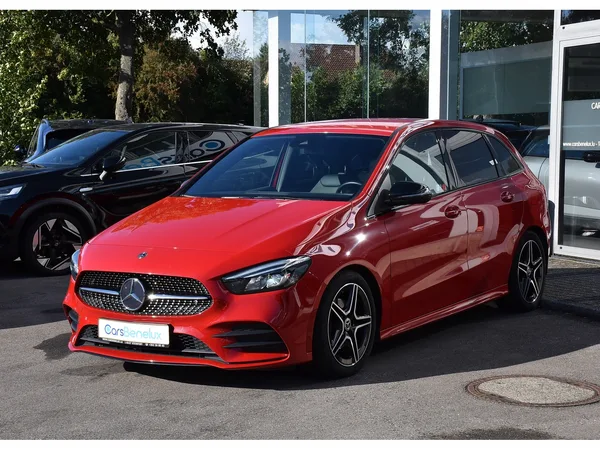 Mercedes-Benz B 180 AMG Line 7G-Tronic CUIR GPS LANE CAM CARNET - Photo 2