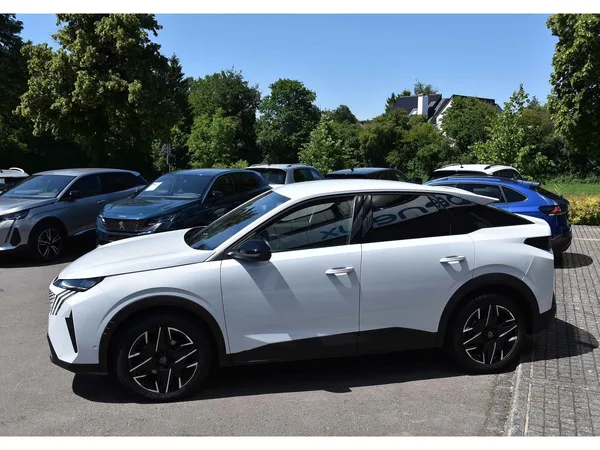 Peugeot 3008 1.2 Hybrid 145 e-DCS6 Allure ACC CAM 360 1° MAIN - Photo 2