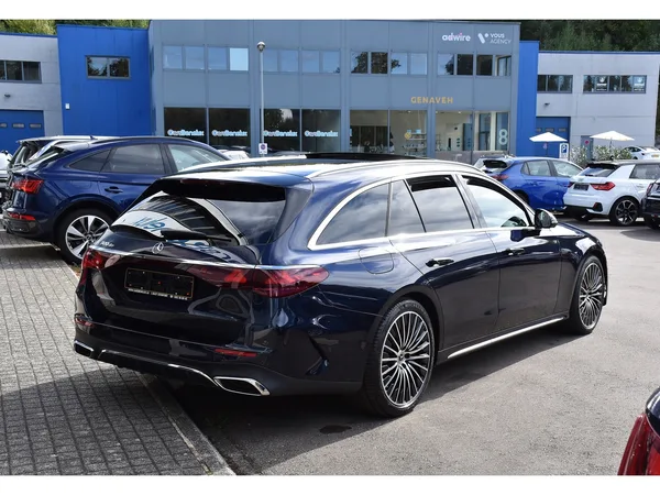 Mercedes-Benz E 300 de Break AMG Line Star Edition 9G-Tronic TO PANO MEMO ATT RMQ CAM360 - Photo 3