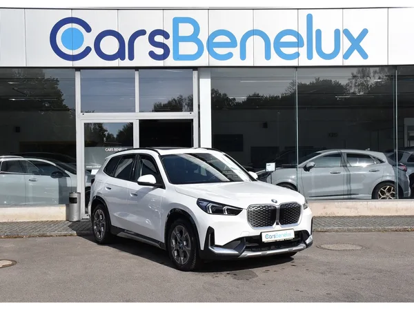 BMW iX1 eDrive20 xLine 66,5 kWh PANO CUIR MEMO ACC CAM360 HUD 1° MAIN - Photo 1