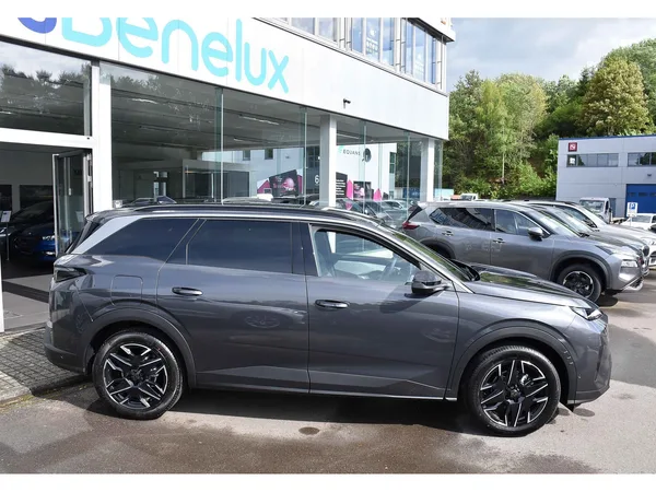 Peugeot 5008 Hybrid 145 Allure e-DCS6 ACC CAM360 JA19 NEUF - Photo 2