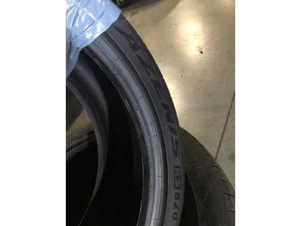 Pneus été 20 255/40 R20 101Y - Photo 2