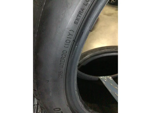 Pneus été 20 255/40 R20 101Y - Photo 3