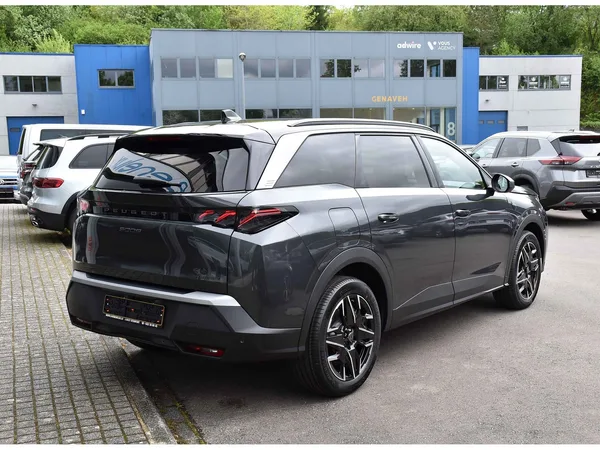 Peugeot 5008 GT Hybrid 145 e-DCS6 7 Pl. ACC CAM NEUF - Photo 3