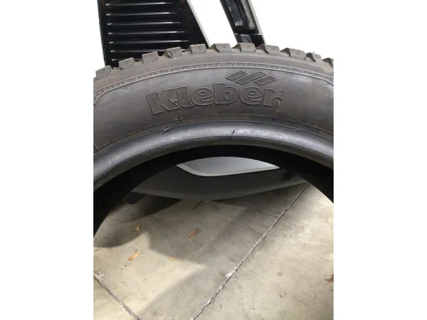 Pneus hiver 16 195/50 R16 88H - Photo 2