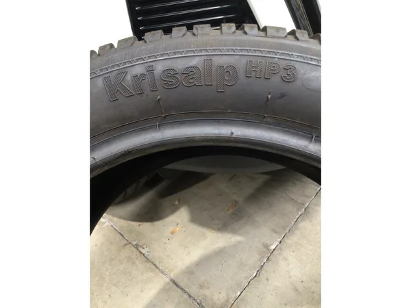 Pneus hiver 16 195/50 R16 88H - Photo 3