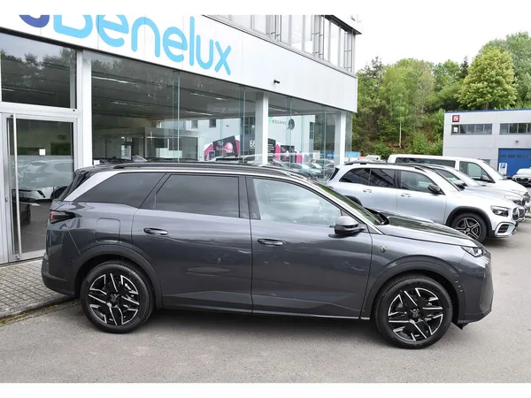 Peugeot 5008 GT Hybrid 145 e-DCS6 7 Pl. ACC CAM NEUF - Photo 2