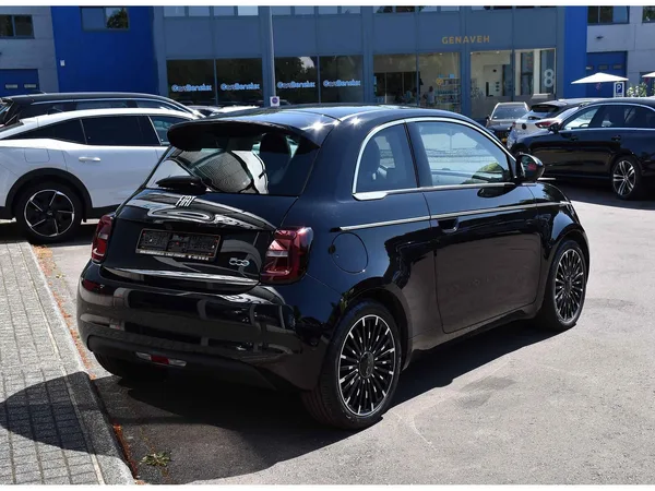 Fiat 500e 42 kWh La Prima ACC CO DRIVER PANO CAM 1° MAIN - Photo 3