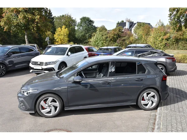 Volkswagen Golf GTD 2.0 TDI DSG PACK HIVER LANE 1° MAIN - Photo 2