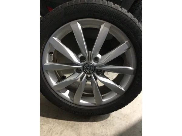 Alloy wheels + winter tires 17″ - Photo 1
