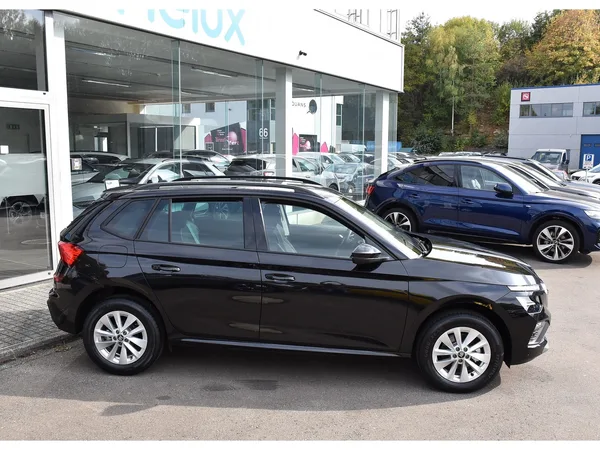 Skoda Kamiq 1.0 TSI 115 Selection CAM REGUL SMARTLINK KEYLESS NEUF - Photo 2