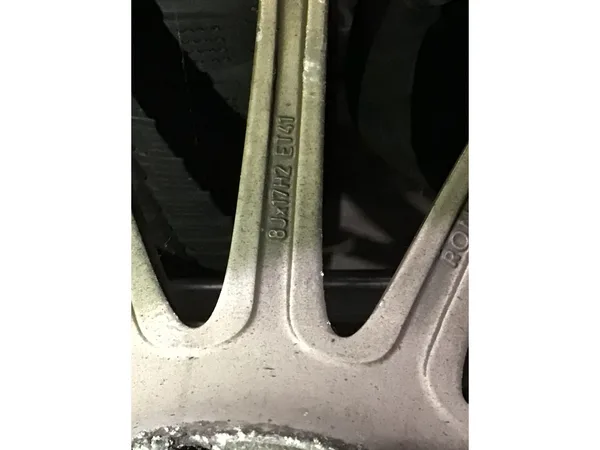 Jantes alu + Pneus hiver 17 245/55 R17 - Photo 2