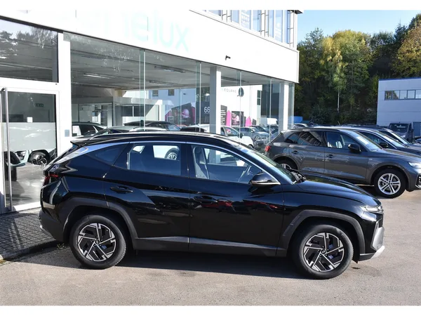 Hyundai TUCSON 1.6 T-GDI MHEV Trend DCT LANE BLIS GPS CAM KEYLESS - Photo 2