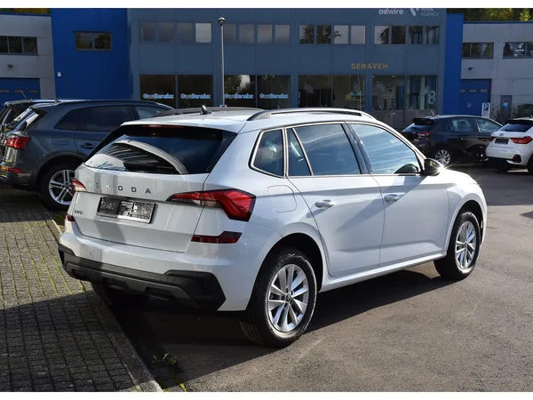 Skoda Kamiq 1.0 TSI 115 Selection DSG CAM REGUL SMARTLINK NEUF - Photo 3