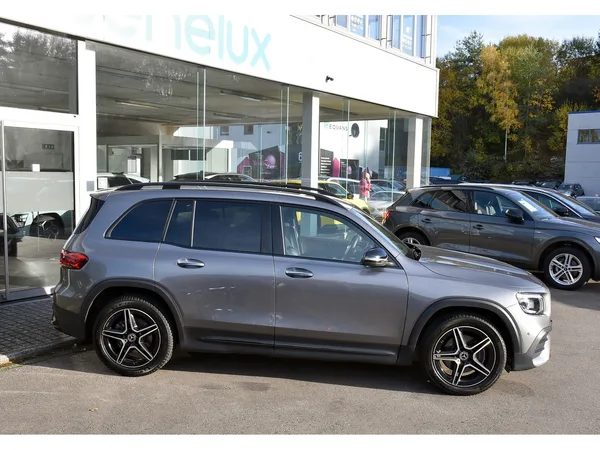 Mercedes-Benz GLB 180 d AMG Line 8G-DCT 7 PL. GPS LANE KEYLESS NIGHT - Photo 2