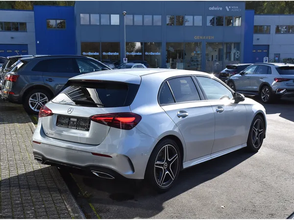 Mercedes-Benz A 200 AMG Line 7G-Tronic ACC NIGHT CAM KEYLESS 1° MAIN - Photo 3