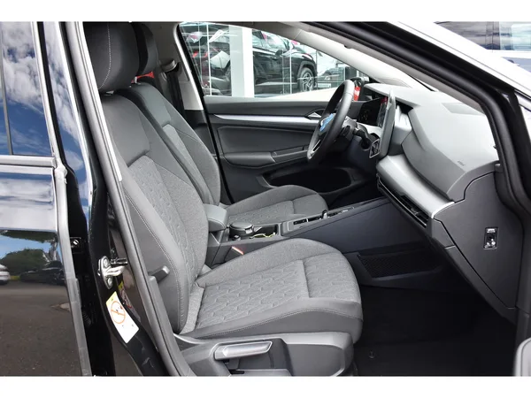 Volkswagen Golf 1.5 eTSI Life DSG ACC SG CHFF SIDE CAM 1° MAIN - Photo 2