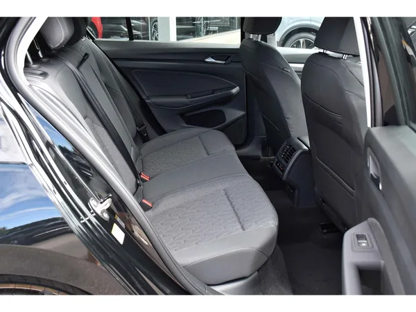 Volkswagen Golf 1.5 eTSI Life DSG ACC SG CHFF SIDE CAM 1° MAIN - Photo 3