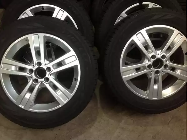 Jantes alu + Pneus hiver 18 255/55 R18 - Photo 1