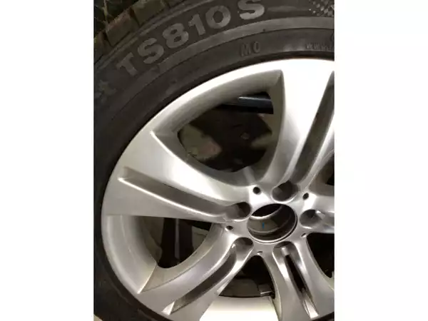 Jantes alu + Pneus hiver 17 255/45 R17 102V - Photo 2