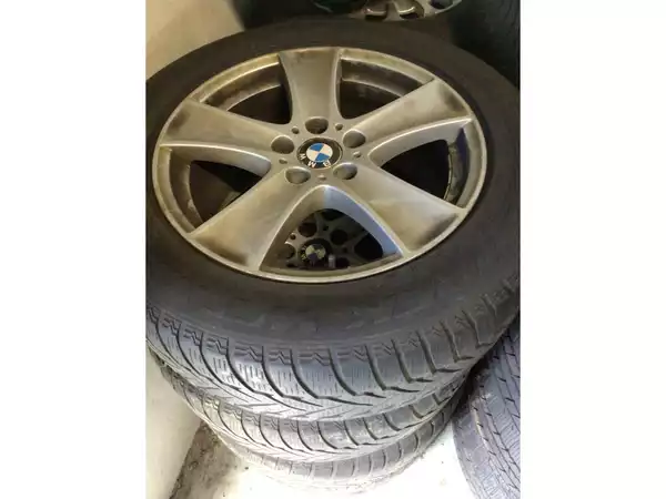 Jantes alu + Pneus hiver 18 255/55 R18 109H - Photo 1